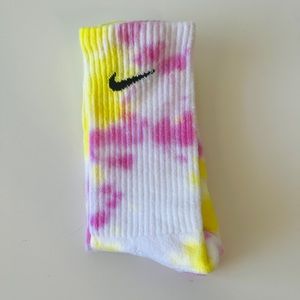 Pink Daisy NIKE Tie Dye Socks